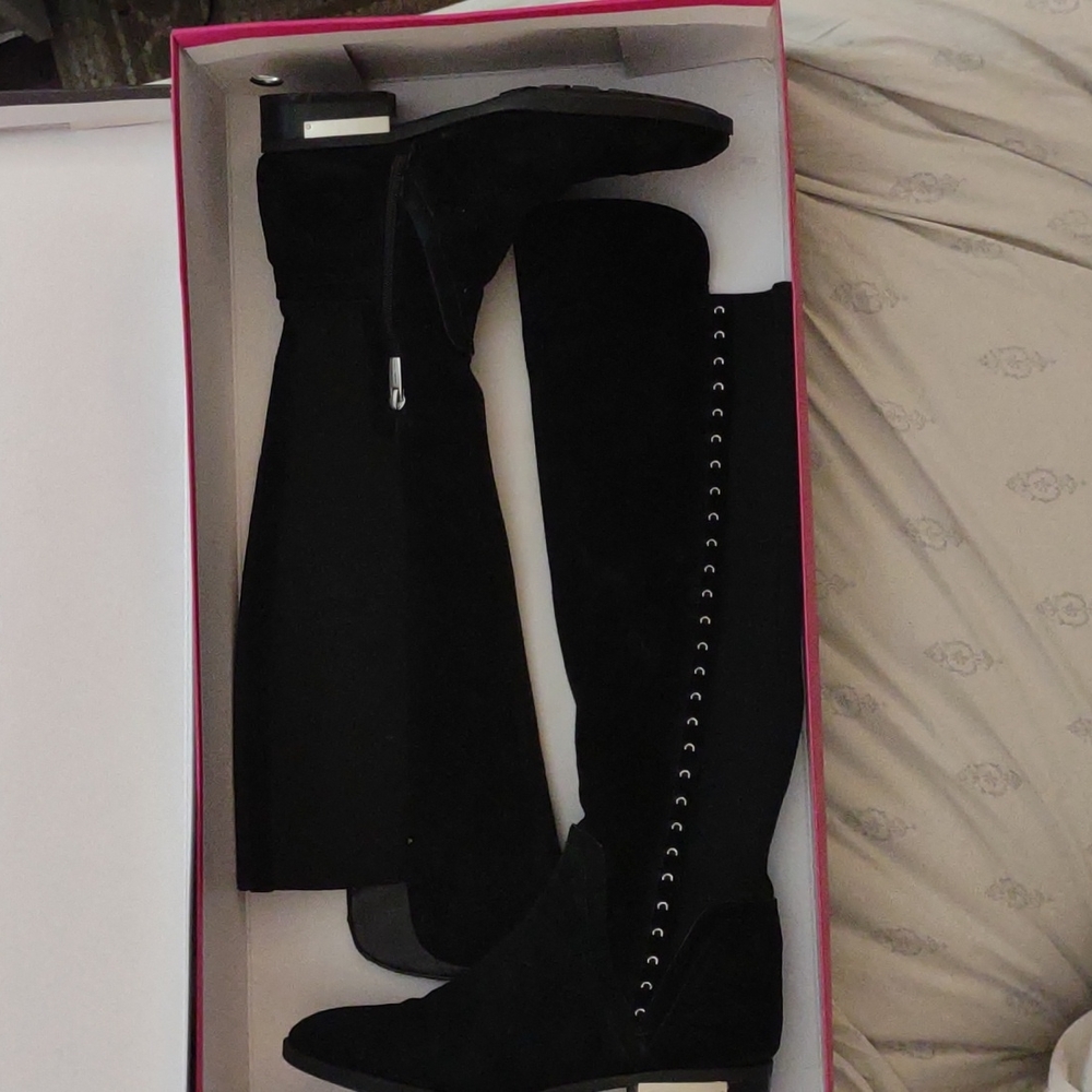 Vince Camuto Pardonal black suede boots(high, over the knee), 9.5 medium